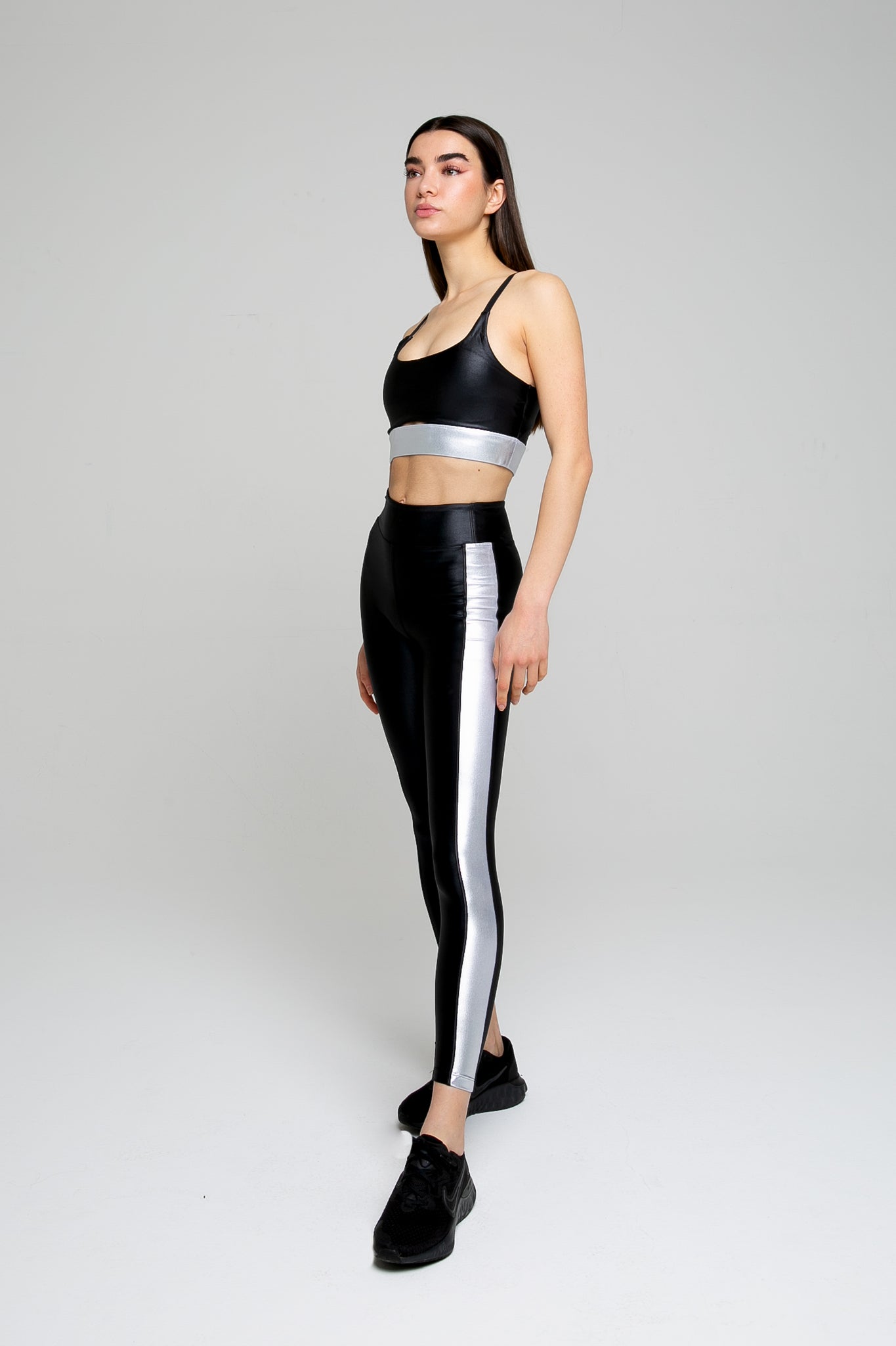 Nova leggings with silver stripe